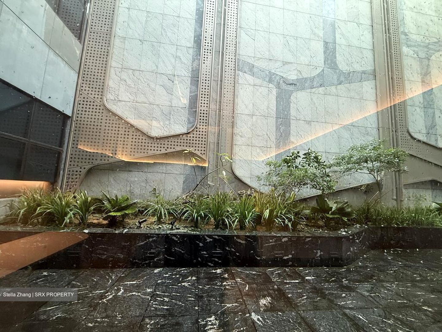 Hexacube (D14), Office #519030621